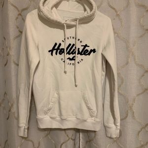 White Hollister hoodie size medium